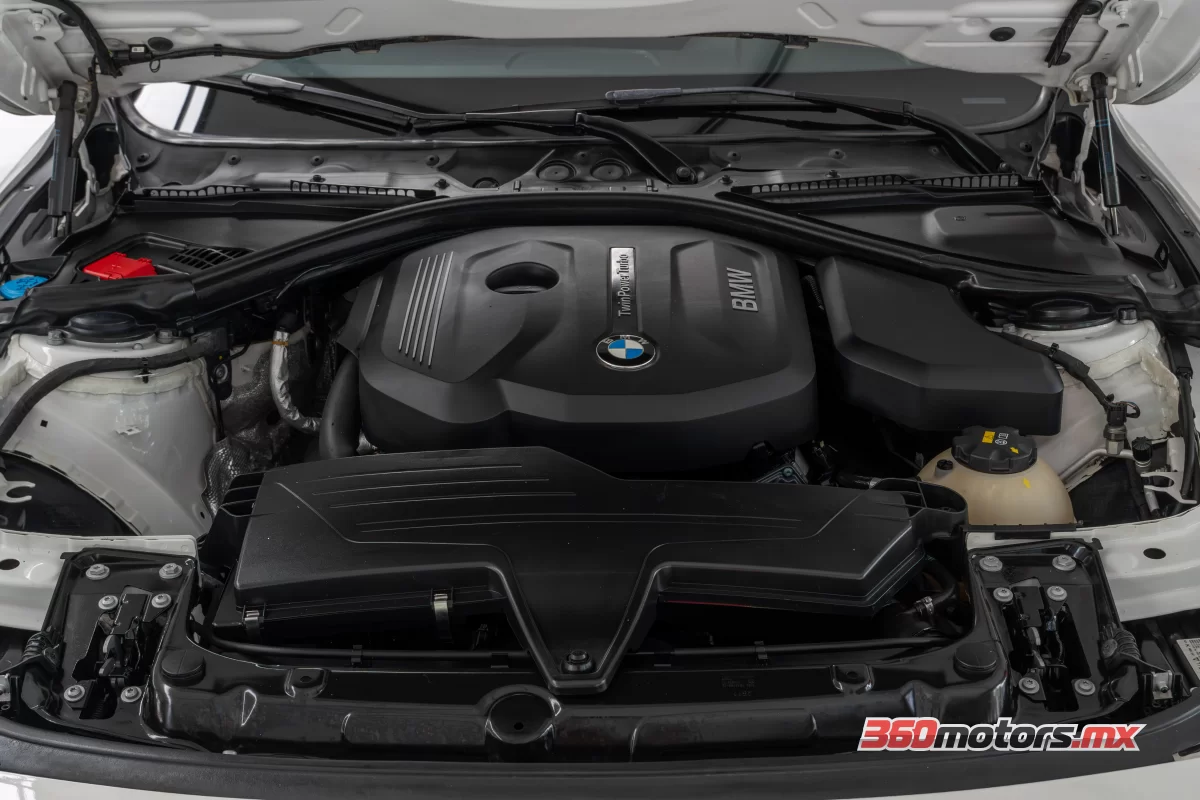 BMW 318iA EXECUTIVE 2018