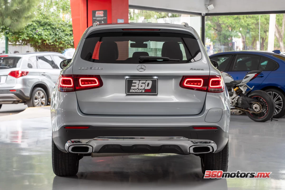 Mercedes Benz GLC 300 E 2022